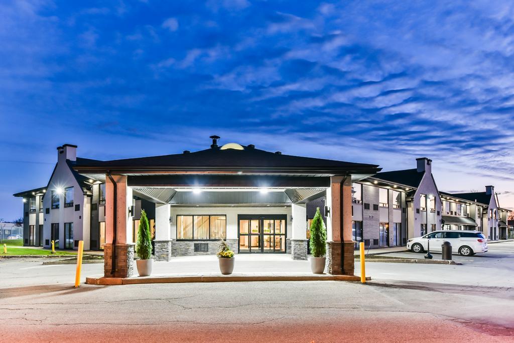 Comfort Inn Aeroport Дорваль Экстерьер фото