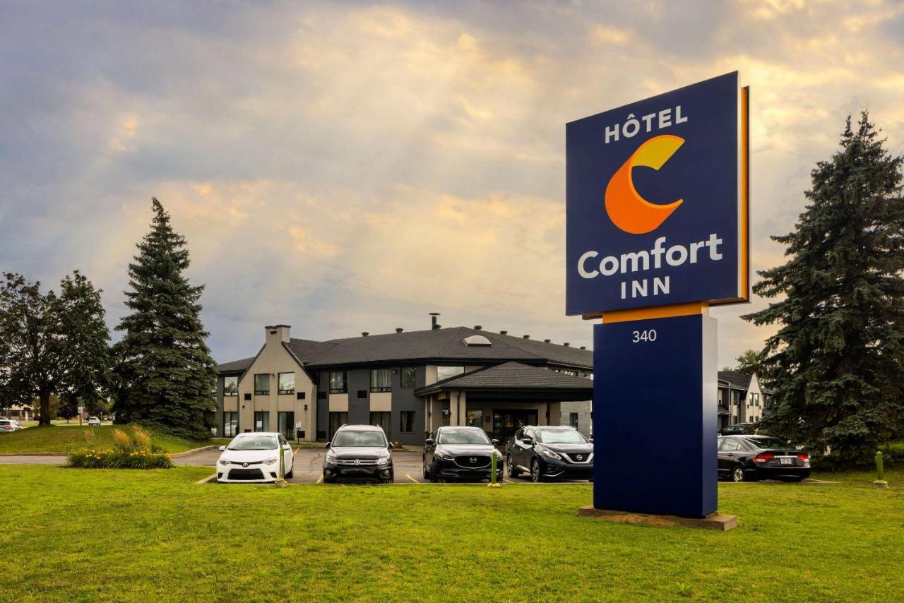 Comfort Inn Aeroport Дорваль Экстерьер фото